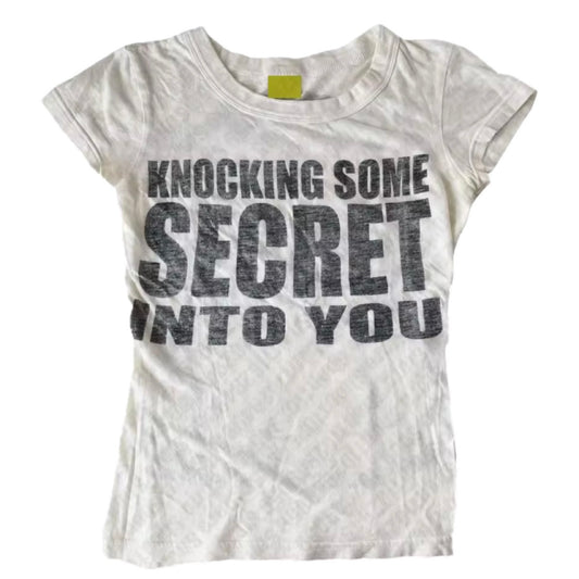 SECRET INTO U TEE
